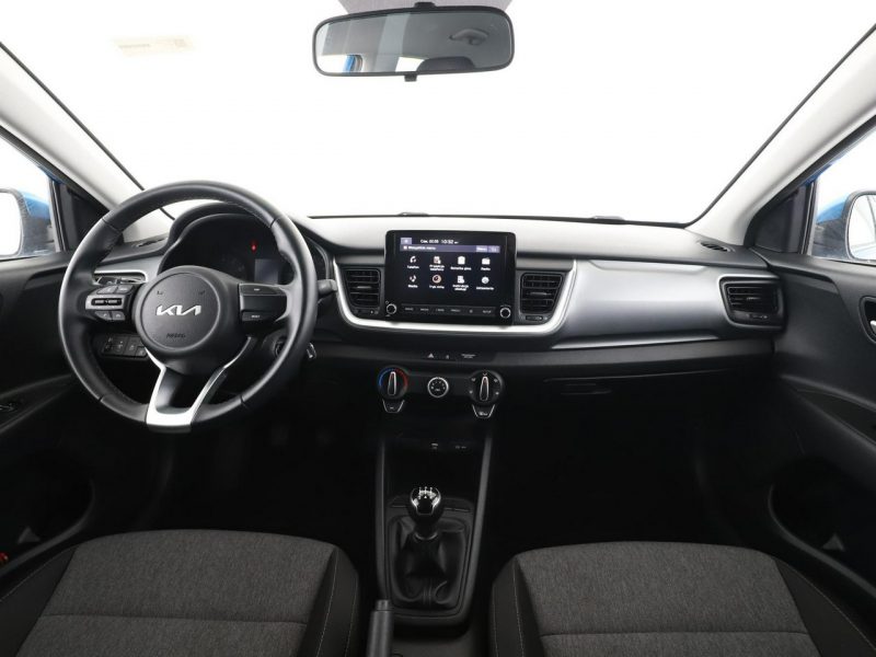 Kia Stonic kamera Bluetooth klima tempomat niski przebieg