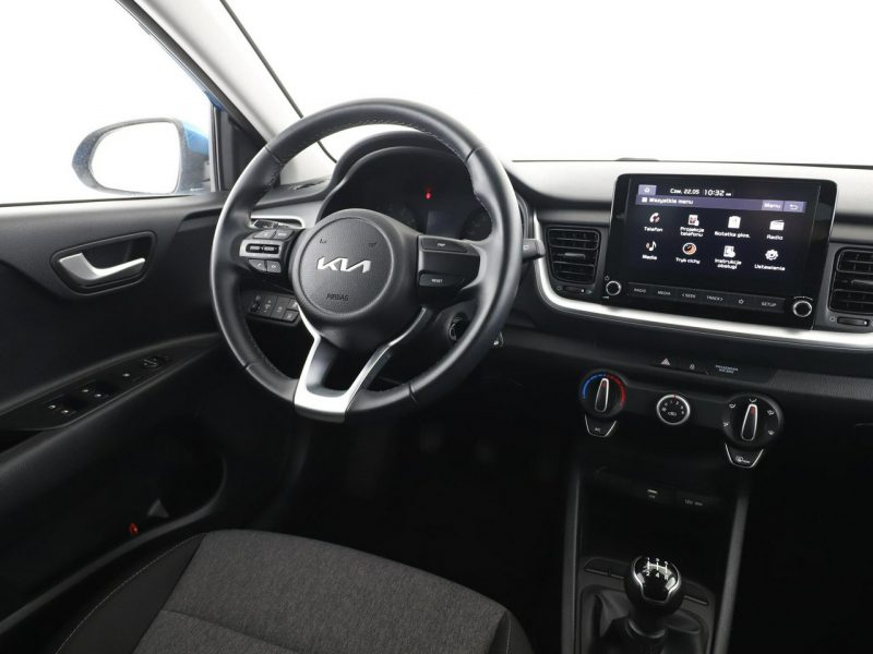 Kia Stonic kamera Bluetooth klima tempomat niski przebieg