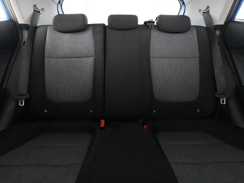 Kia Stonic kamera Bluetooth klima tempomat niski przebieg