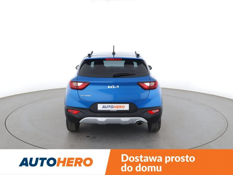 Kia Stonic kamera Bluetooth klima tempomat niski przebieg