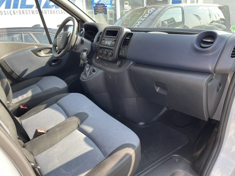 Opel Vivaro Vivaro dla Niepełnosprawnych Inwalida Rampa na 2 Wózki 2019 II (2014-2019)