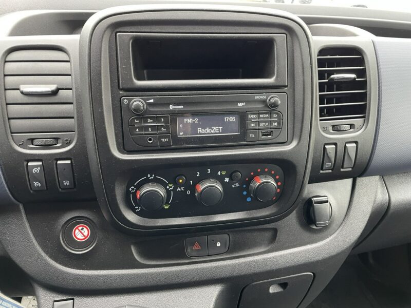Opel Vivaro Vivaro dla Niepełnosprawnych Inwalida Rampa na 2 Wózki 2019 PFRON II (2014-2019)