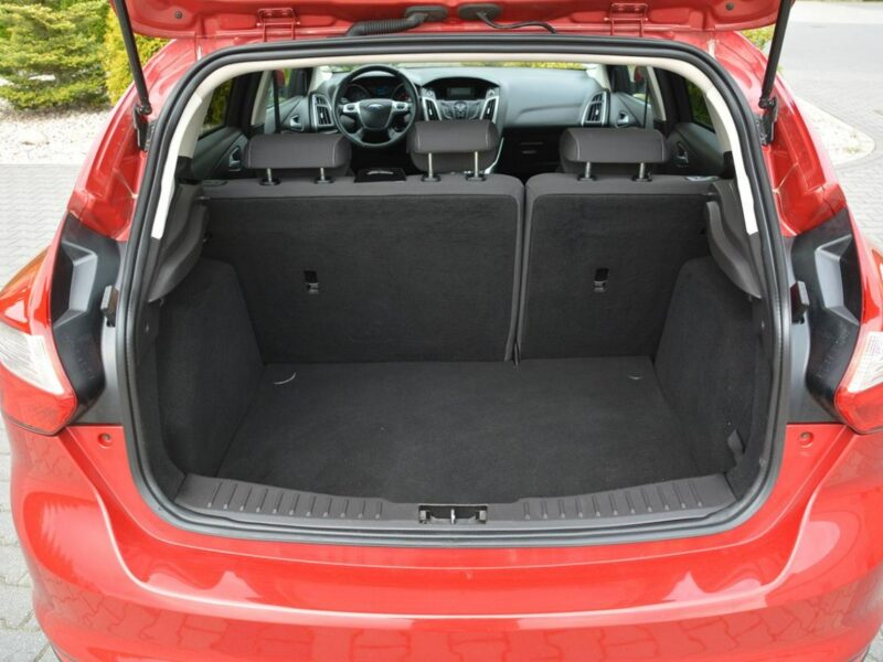 Ford Focus Titanium Race Red Ledy Alu16 z Niemiec Aso Piękny Mk3 (2010-2018)