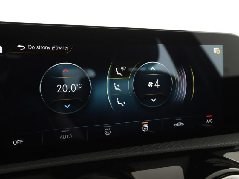 Mercedes A 180 A180d automat skóra navi kamera LED tempomat W177 (2018-)