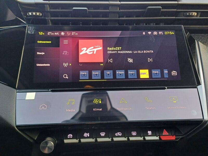 Peugeot 408 R4 1.6l PHEV 225 KM Plug-In Hybrid Przebieg: 9800 km