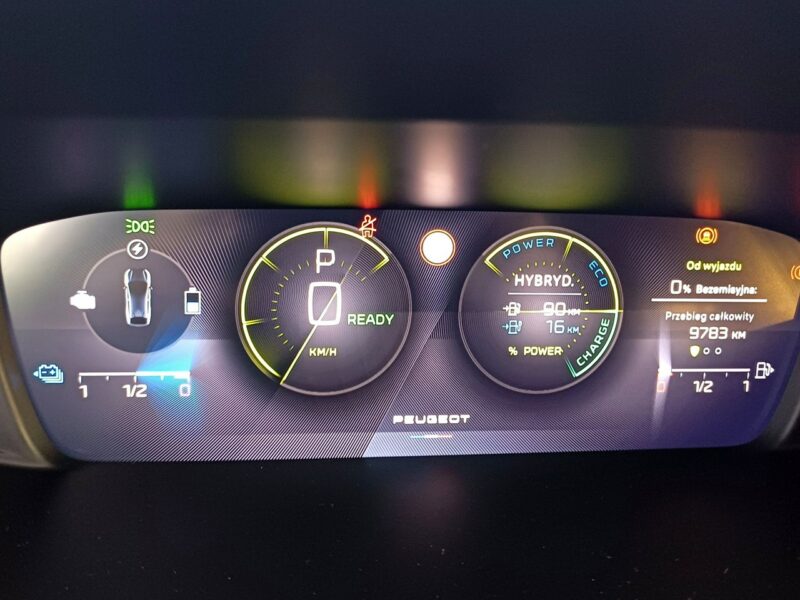 Peugeot 408 R4 1.6l PHEV 225 KM Plug-In Hybrid Przebieg: 9800 km