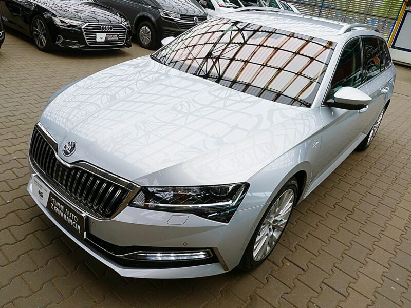 Škoda Superb Laurin&Klement AUTOMAT ACC GWARANCJA 1wł Kraj Bezwyp Serwisowany F23% III (2015-2023)