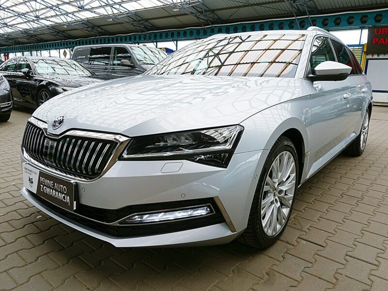 Škoda Superb Laurin&Klement AUTOMAT ACC GWARANCJA 1wł Kraj Bezwyp Serwisowany F23% III (2015-2023)