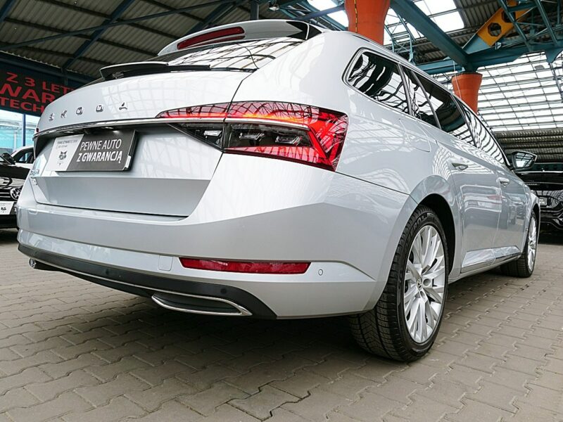 Škoda Superb Laurin&Klement AUTOMAT ACC GWARANCJA 1wł Kraj Bezwyp Serwisowany F23% III (2015-2023)