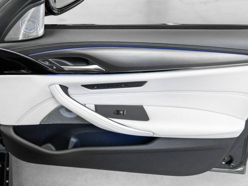 BMW M5 Salon Polska. Ceramika, Bowers, Karbon. Masaże. FV23% F90