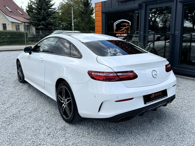 Mercedes E 220 Polski Salon, Pełny serwis, Panorama dach, Kamera cofania, LED, AMG W213 (2016-)