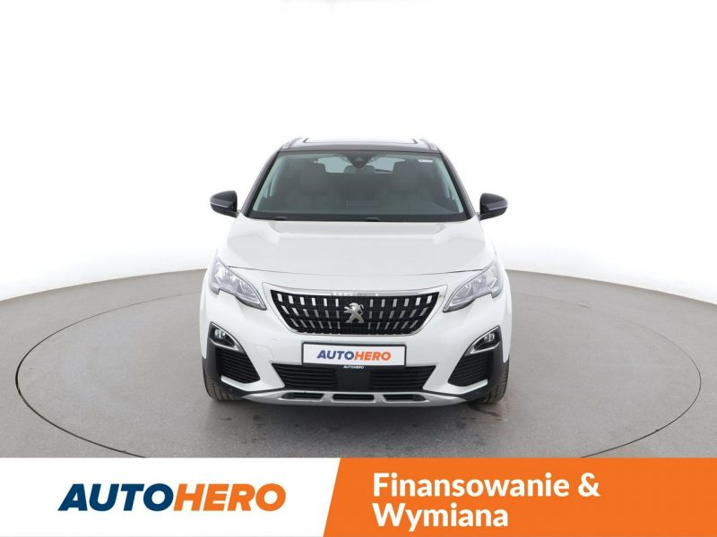 Peugeot 3008 Allure automat panorama navi virtual kamera tempomat LED II (2016-)