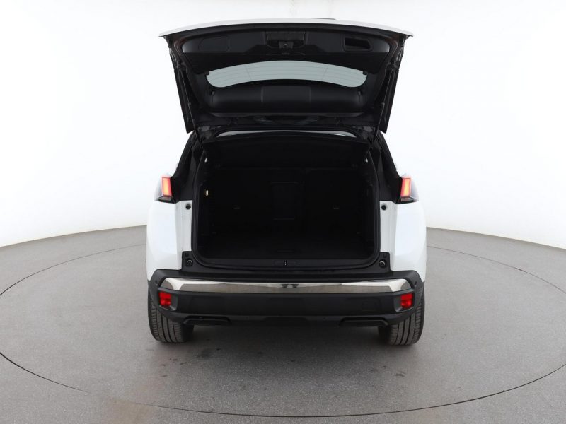 Peugeot 3008 Allure automat panorama navi virtual kamera tempomat LED II (2016-)