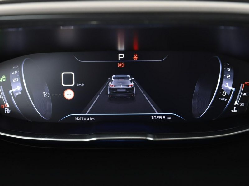 Peugeot 3008 Allure automat panorama navi virtual kamera tempomat LED II (2016-)