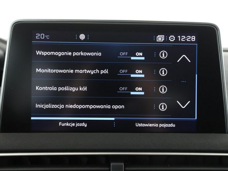 Peugeot 3008 Allure automat panorama navi virtual kamera tempomat LED II (2016-)