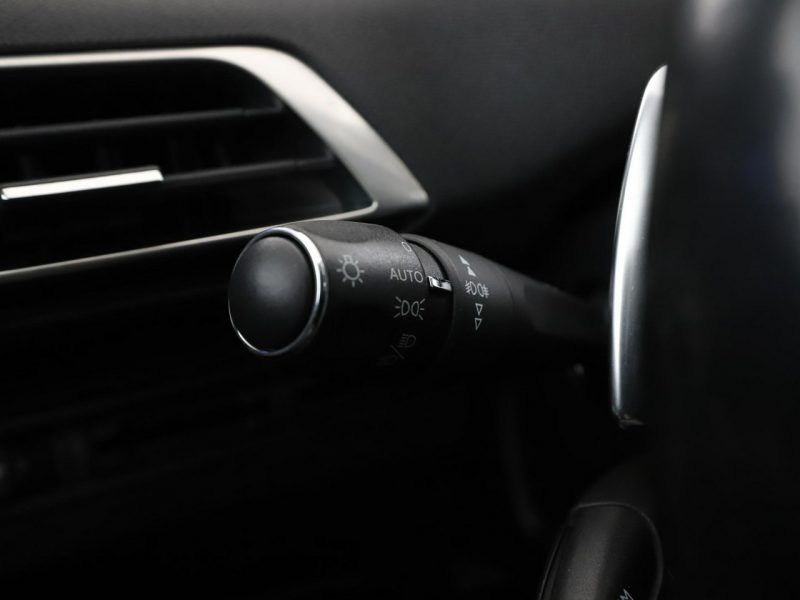 Peugeot 3008 Allure automat panorama navi virtual kamera tempomat LED II (2016-)