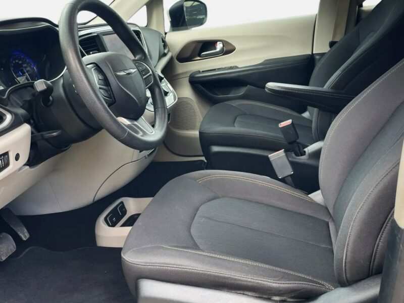 Chrysler Pacifica 3.6Pentastar 286KM 7os KameraCof El drzwi El klapa