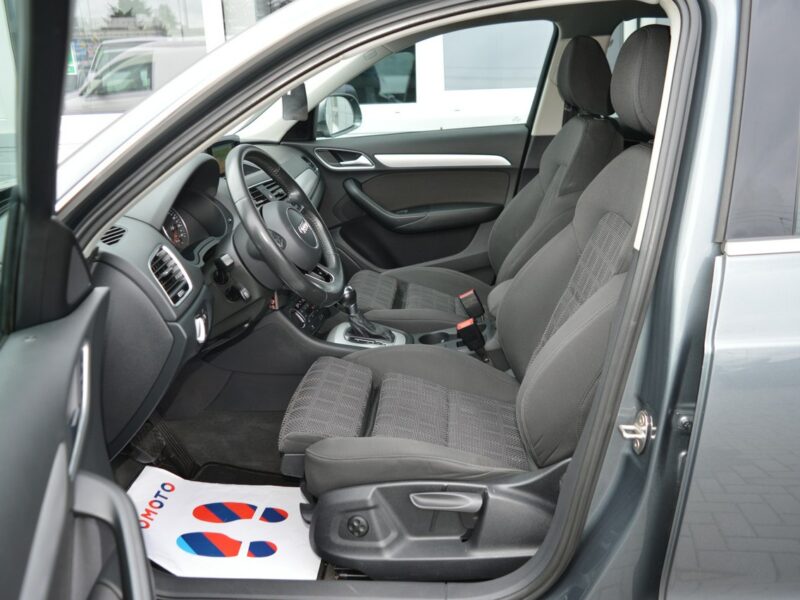 Audi Q3 2.0TDI Ultra S-Tronic 100% bezwypadkowy Bi-Xenon LED Navi NOWY ROZRZĄD I (2011-2018)