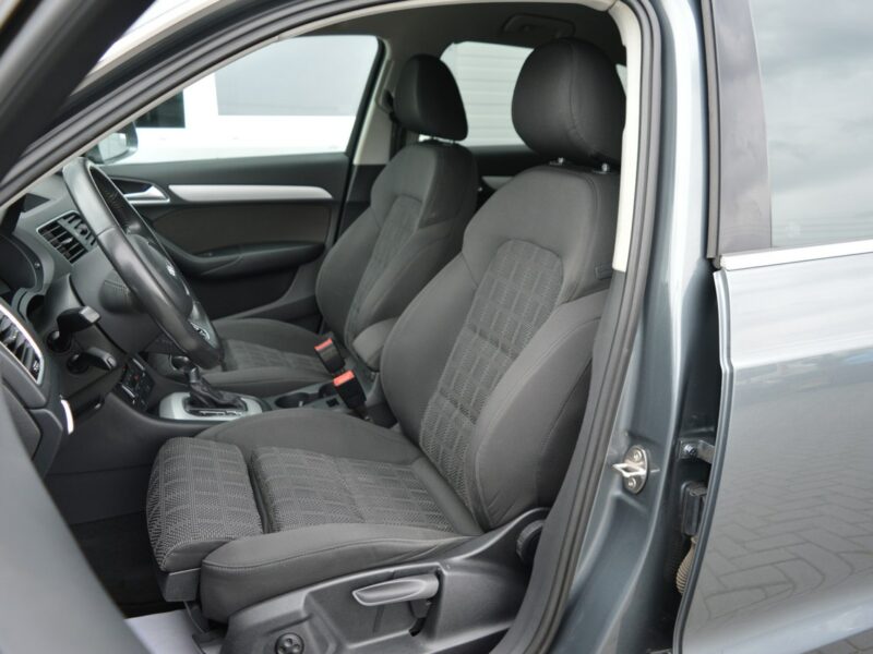 Audi Q3 2.0TDI Ultra S-Tronic 100% bezwypadkowy Bi-Xenon LED Navi NOWY ROZRZĄD I (2011-2018)