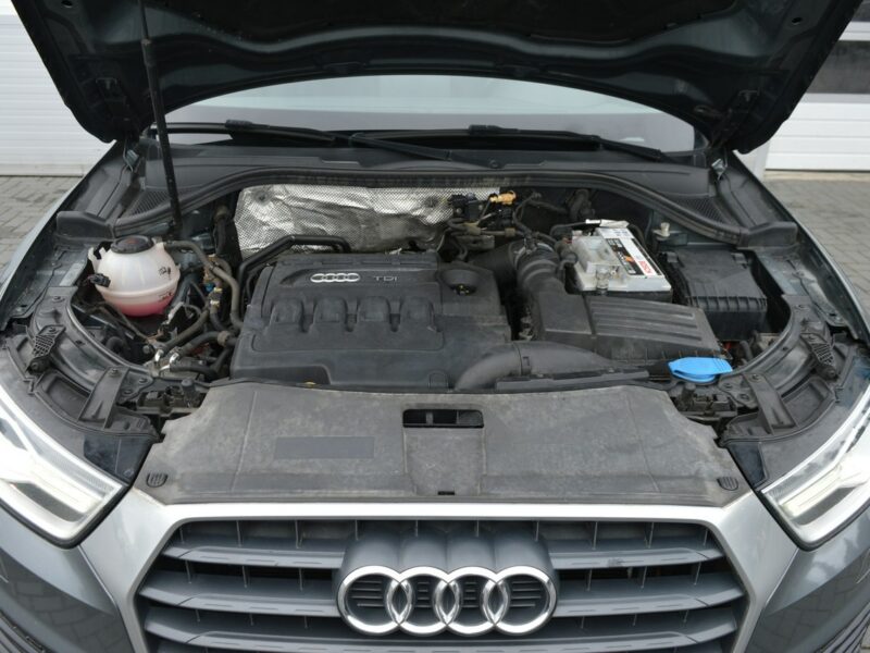 Audi Q3 2.0TDI Ultra S-Tronic 100% bezwypadkowy Bi-Xenon LED Navi NOWY ROZRZĄD I (2011-2018)