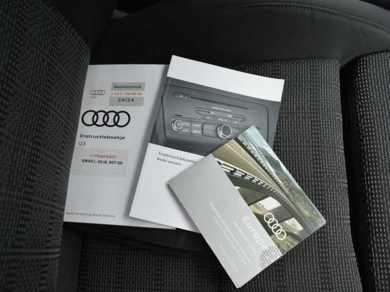 Audi Q3 2.0TDI Ultra S-Tronic 100% bezwypadkowy Bi-Xenon LED Navi NOWY ROZRZĄD I (2011-2018)