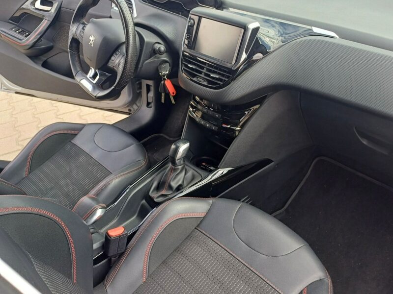 Peugeot 2008 1.2 Turbo 110 KM GT-Line Navi Kamera I (2013-2019)
