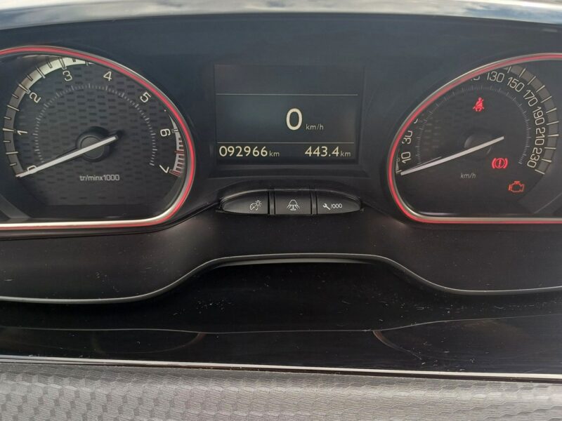 Peugeot 2008 1.2 Turbo 110 KM GT-Line Navi Kamera I (2013-2019)
