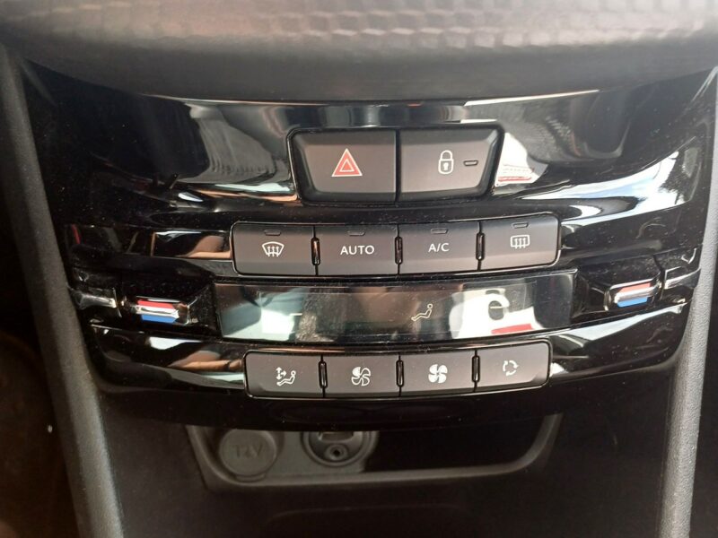 Peugeot 2008 1.2 Turbo 110 KM GT-Line Navi Kamera I (2013-2019)