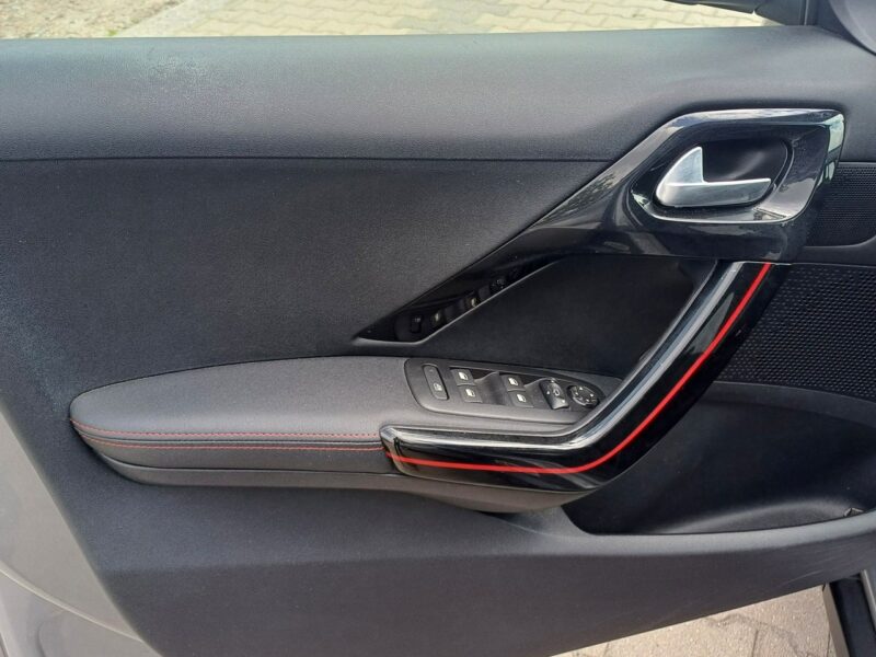 Peugeot 2008 1.2 Turbo 110 KM GT-Line Navi Kamera I (2013-2019)