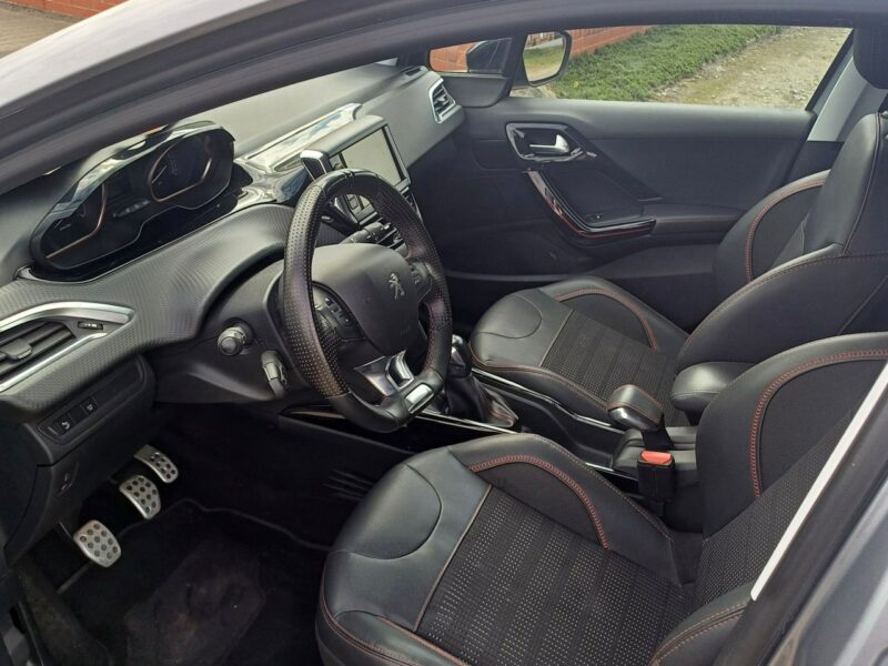 Peugeot 2008 1.2 Turbo 110 KM GT-Line Navi Kamera I (2013-2019)
