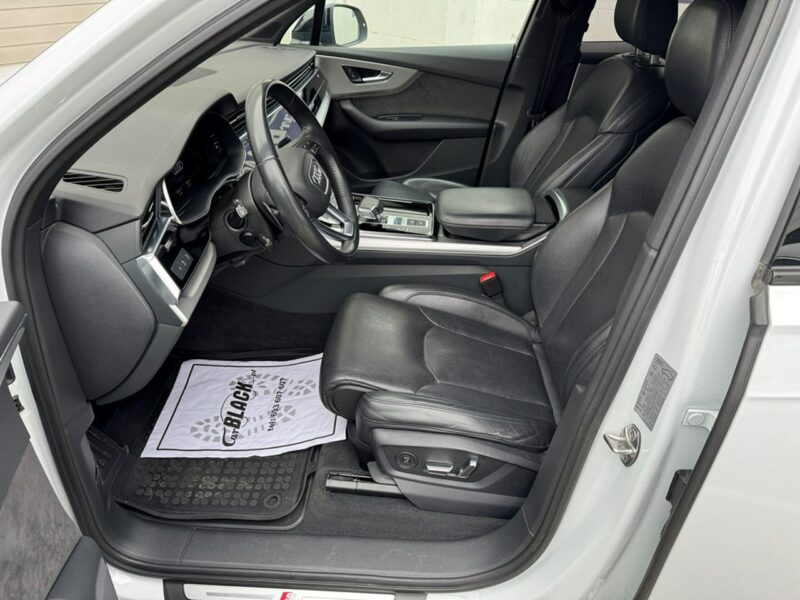 Audi Q7 Salon Polska - Bezwypadkowy - Gwarancja 12 miesięcy - 7 osobowy III (2015-)