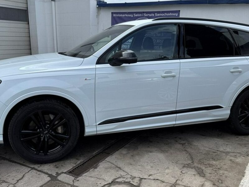 Audi Q7 Salon Polska - Bezwypadkowy - Gwarancja 12 miesięcy - 7 osobowy III (2015-)