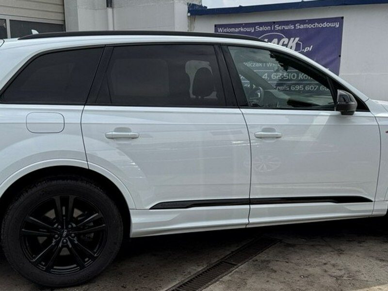 Audi Q7 Salon Polska - Bezwypadkowy - Gwarancja 12 miesięcy - 7 osobowy III (2015-)
