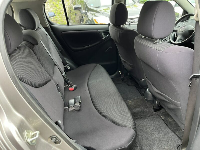Toyota Yaris 1.5TS SPORT 1wł Klima El szyby Bez Rdzy Stan BDB Bezwypadk OPłacony I (1999-2005)