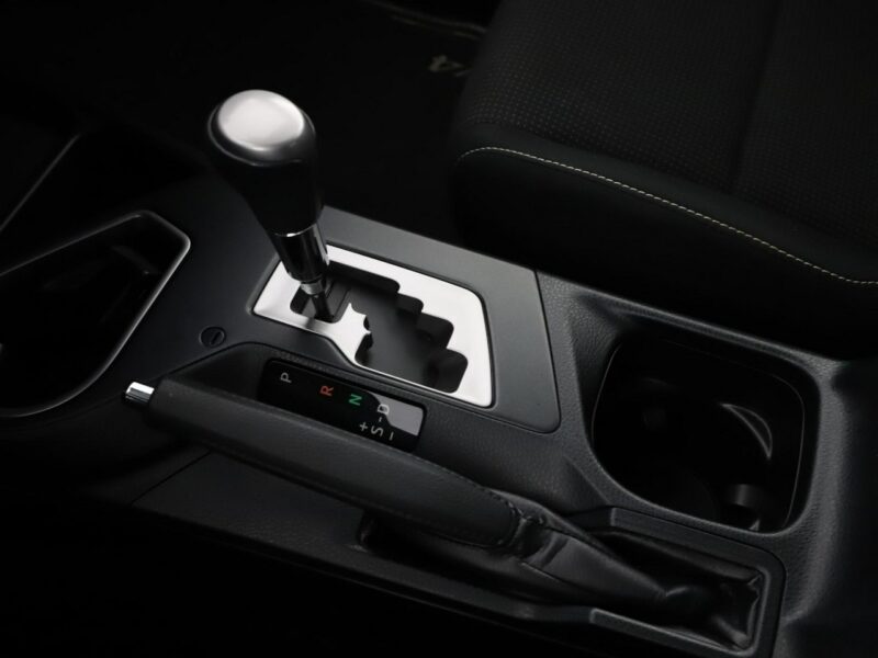 Toyota RAV-4 Dynamic navi kamera BiLED Bluetooth tempomat IV (2012-)