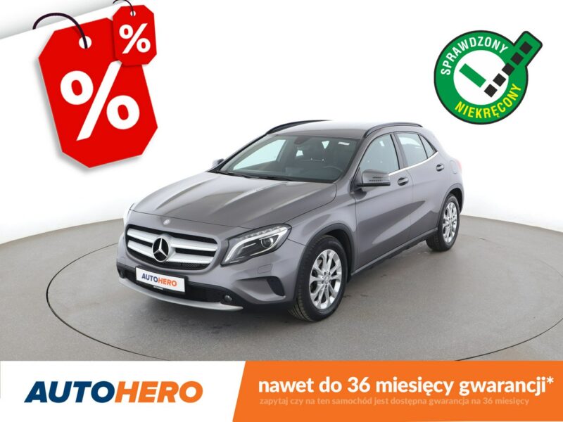 Mercedes GLA 200 Automat Bi-Xenon PDC Klima auto Grzane fotele