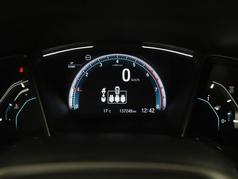 Honda Civic kam.cofania Navi podg.fotele tempomat aut.klima X (2017-2021)