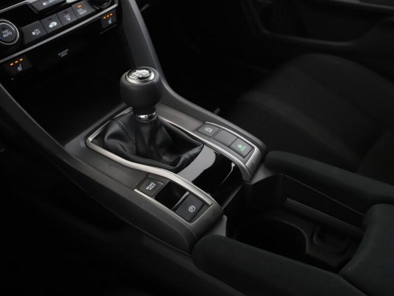 Honda Civic kam.cofania Navi podg.fotele tempomat aut.klima X (2017-2021)