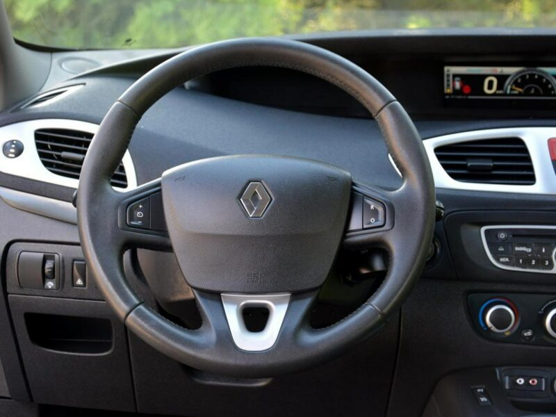 Renault Scenic 1.6 16V(110KM) Expression Parktronik Xenony Roletki AluFelgi 17" III (2009-2016)