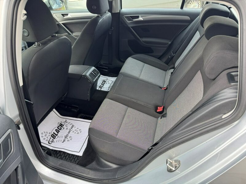 Volkswagen Golf Salon Polska, Gwarancja 12 miesięcy VII (2012-)