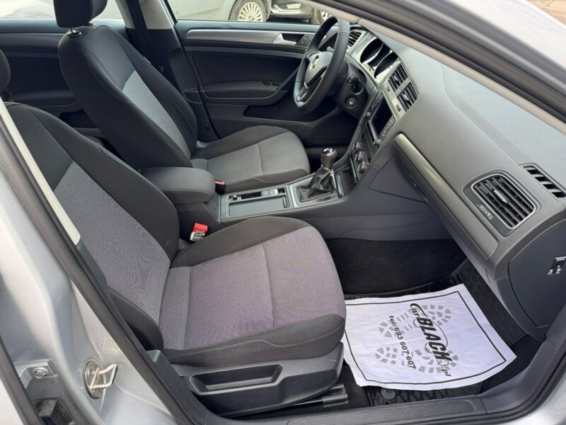 Volkswagen Golf Salon Polska, Gwarancja 12 miesięcy VII (2012-)