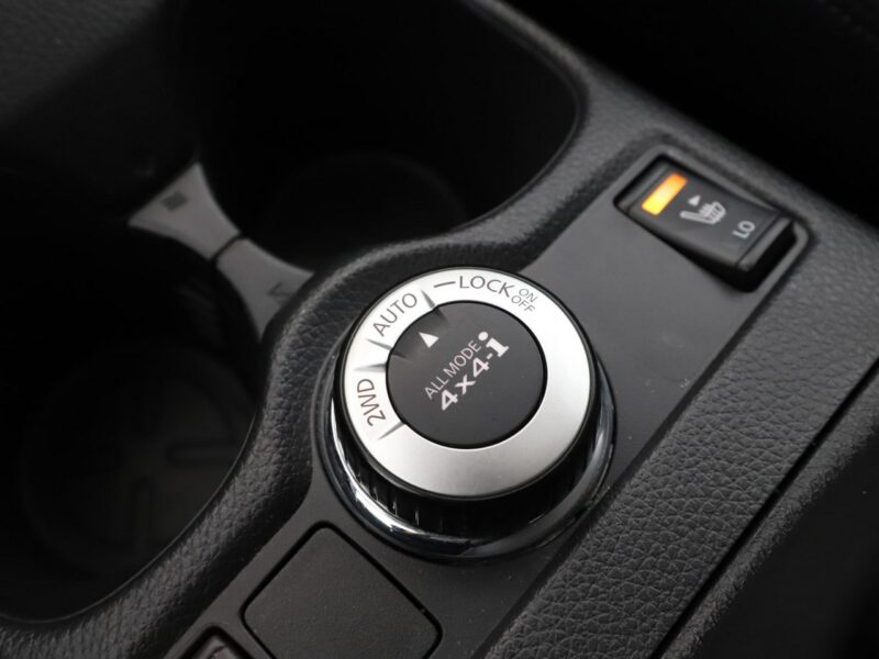 Nissan X-Trail 4x4 automat navi klima auto kamera i czujniki parkowania grzane fotele III (2014-2021)