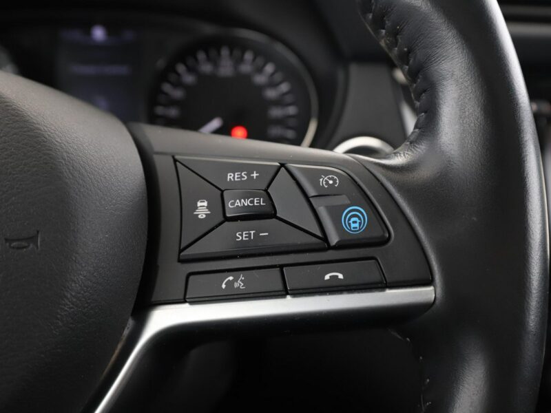 Nissan X-Trail 4x4 automat navi klima auto kamera i czujniki parkowania grzane fotele III (2014-2021)