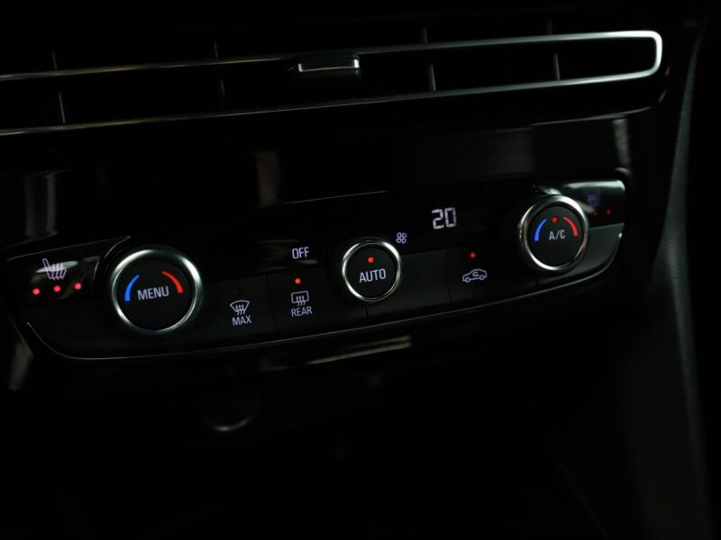 Opel Mokka Ultimate automat alcantara navi kamera180 grzane fotele hak FullLED II (2020-)