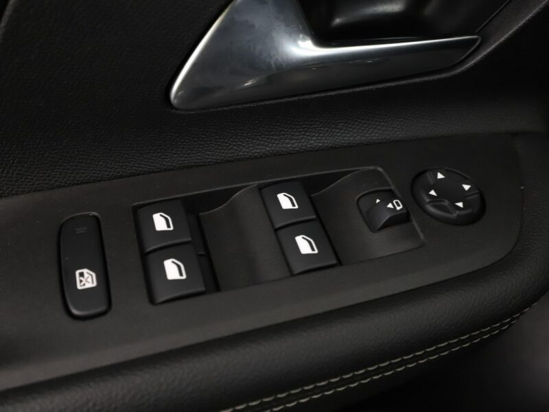 Opel Mokka Ultimate automat alcantara navi kamera180 grzane fotele hak FullLED II (2020-)