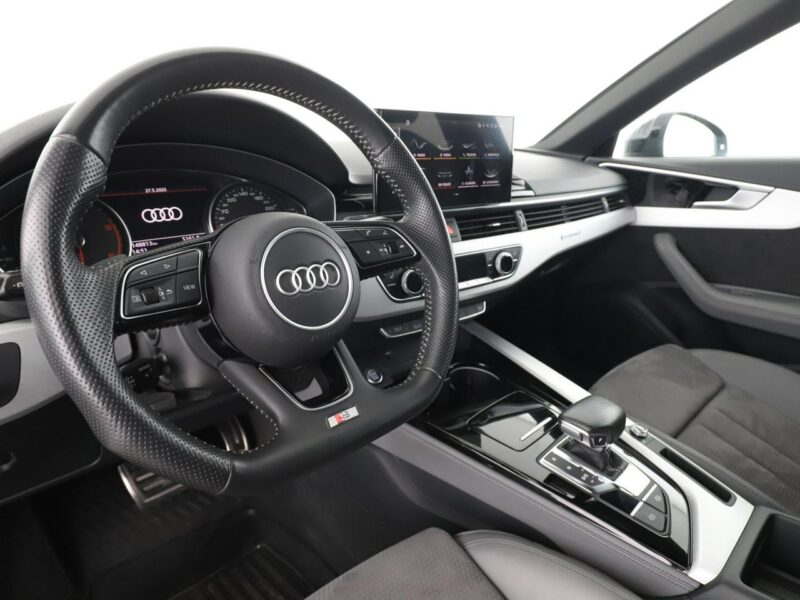 Audi A4 S-tronic quattro S-Line navi grzane fotele ACC LED kamera alcantara B9 (2015-)