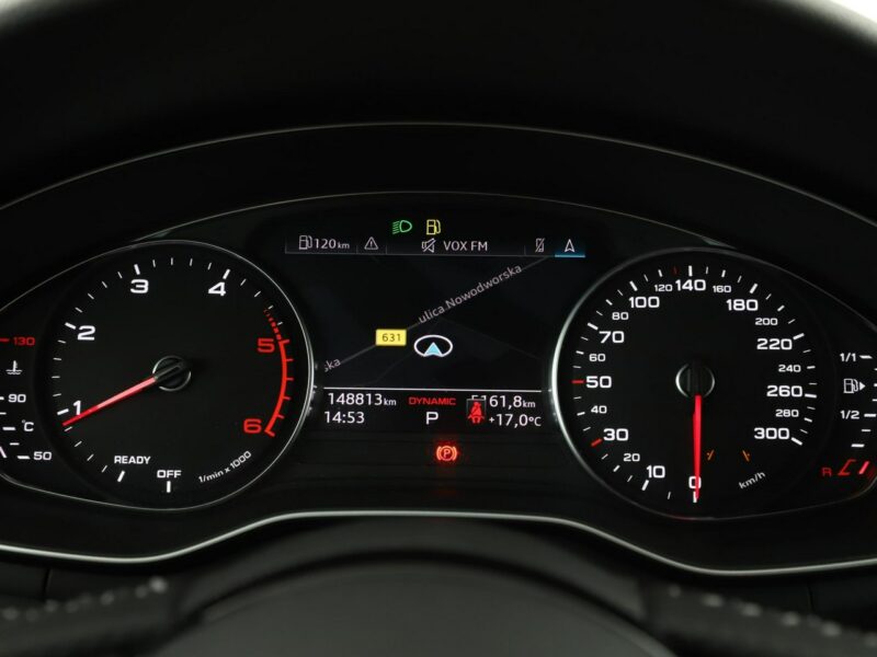 Audi A4 S-tronic quattro S-Line navi grzane fotele ACC LED kamera alcantara B9 (2015-)