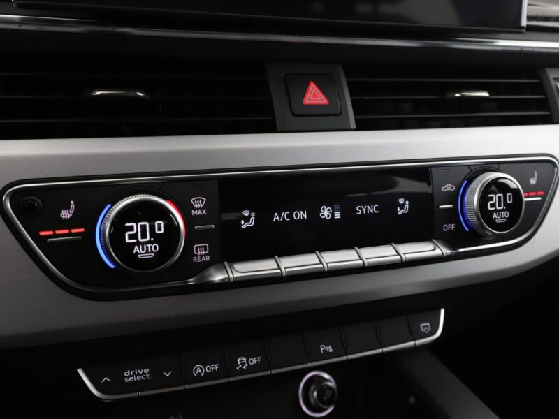 Audi A4 S-tronic quattro S-Line navi grzane fotele ACC LED kamera alcantara B9 (2015-)