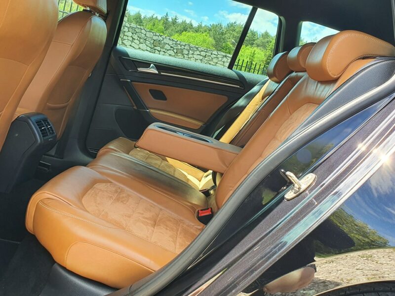 Volkswagen Golf 1.6 TDI CR # Navi # Climatronic # Kamera # Skóra # Alkantara # IGIEŁKA VII (2012-)
