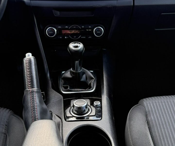 Mazda 3 Salon PL 2.0 120KM Sys Nawigacji 2xklimatronic czujniki tył III (2013-)